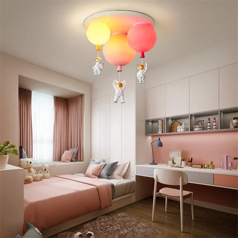 Plafonnier — LED nordique créatif astronaute ballon pour enfants