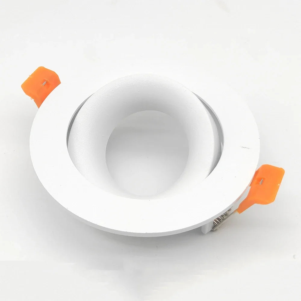 Spot encastrable réglable avec lumière remplaçable et design moderne Marine Saison - Une Note Actuelle dans le Décor