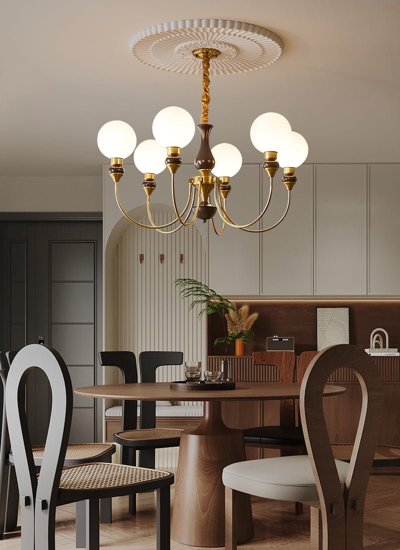 Lustra Chandelier Bras en Laiton Boules en Verre Dépoli - Neutralighting