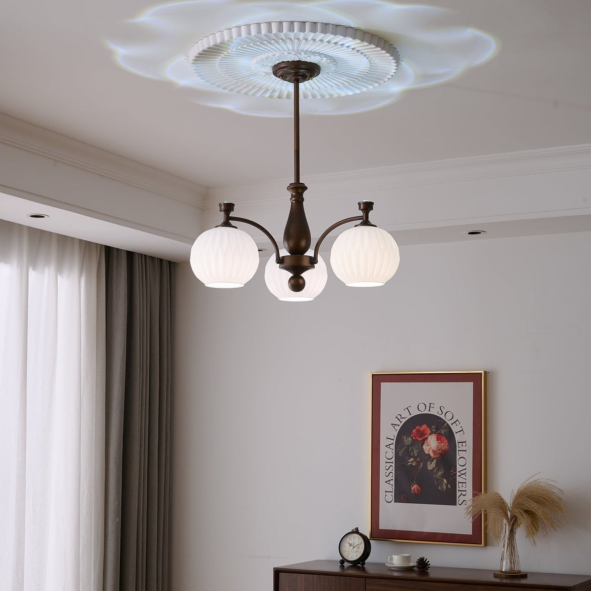 Aurora Chandelier Vintage à Orbe Givré - Neutralighting
