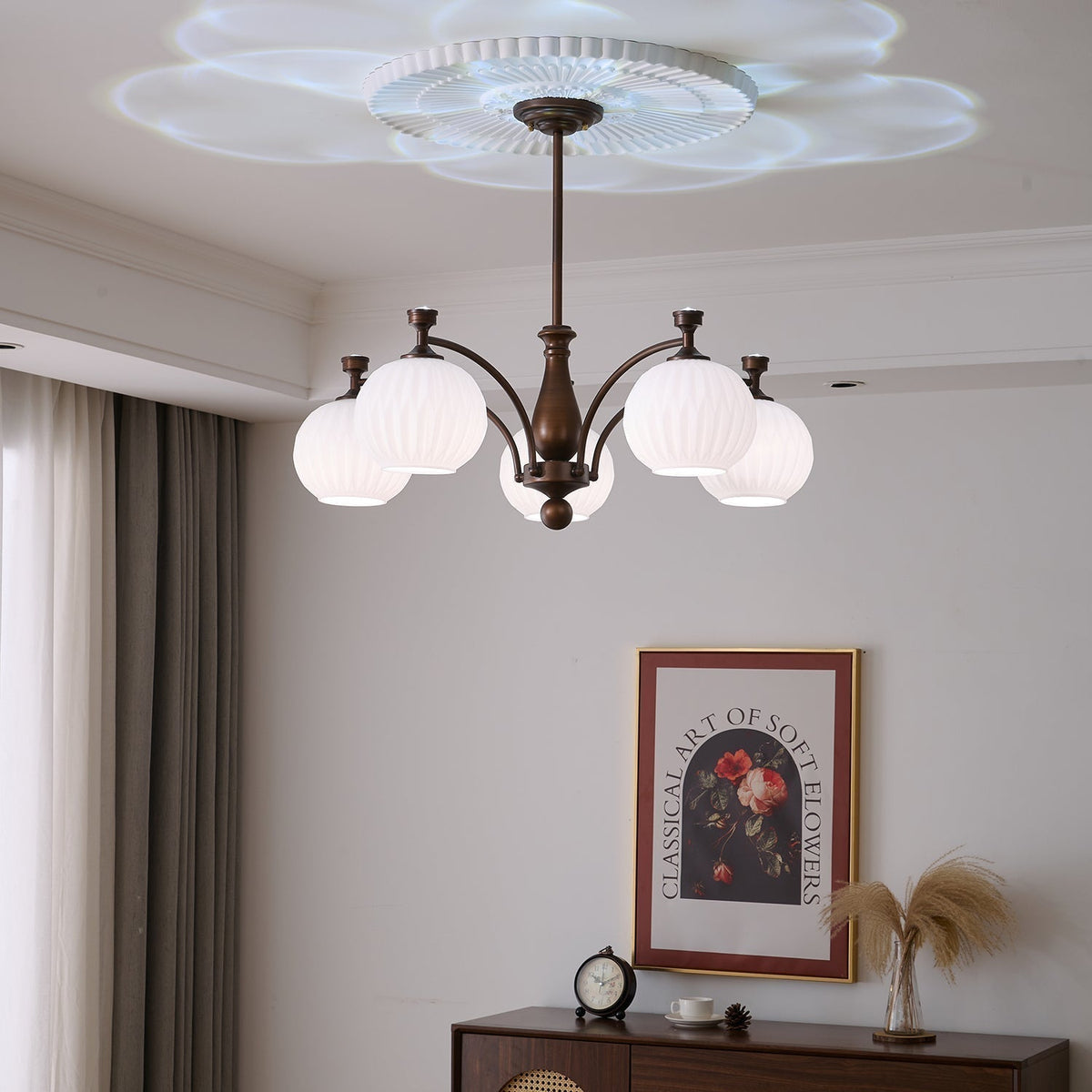 Aurora Chandelier Vintage à Orbe Givré - Neutralighting
