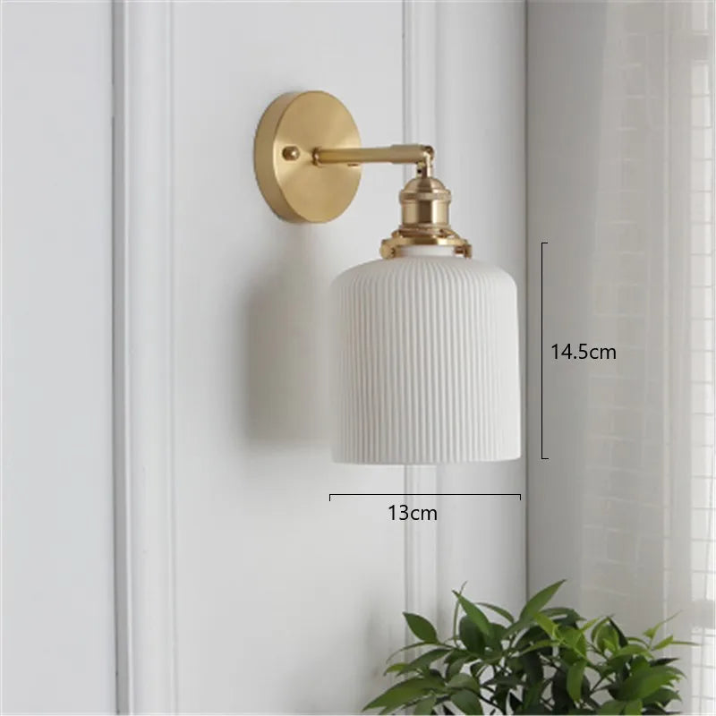 Applique murale en porcelaine blanche design nordique élégant pour intérieur Lucine Essence - Matière Expressive & Décor Raffiné