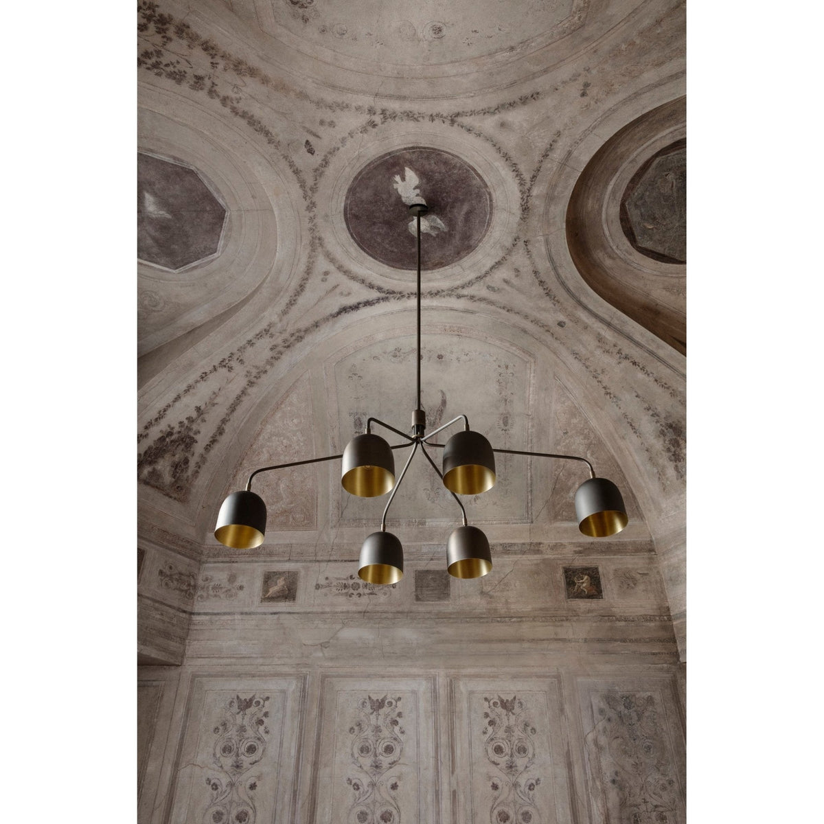 Lustra Chandelier Noir en Laiton Industriel - Neutralighting