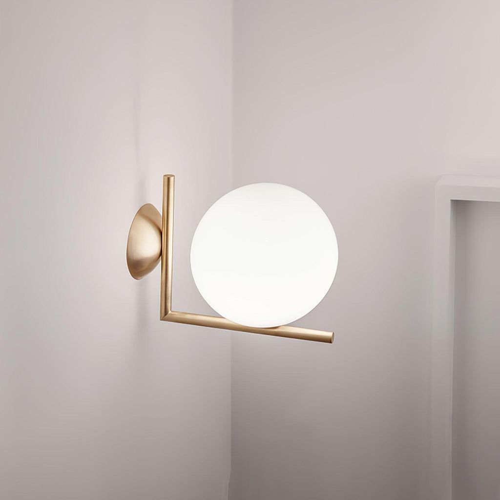 Joanna Applique Murale Moderne Minimaliste en Verre Soufflé Opale - Neutralighting