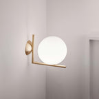 Joanna Applique Murale Moderne Minimaliste en Verre Soufflé Opale - Neutralighting