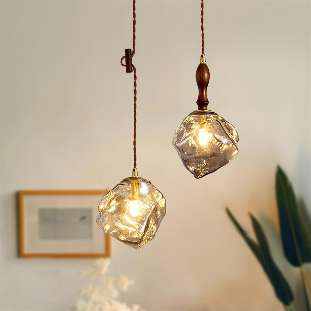 Virelli Lampe Pendante Bois de Noyer Abat-jour Cube en Verre Sculptural Chic - Neutralighting