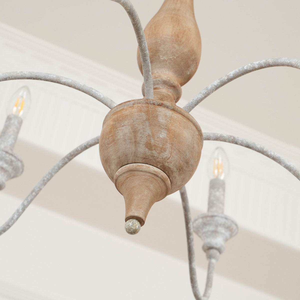 Eurloryra Lustre Bougie Sculpté à la Main Bois Vintage - Neutralighting