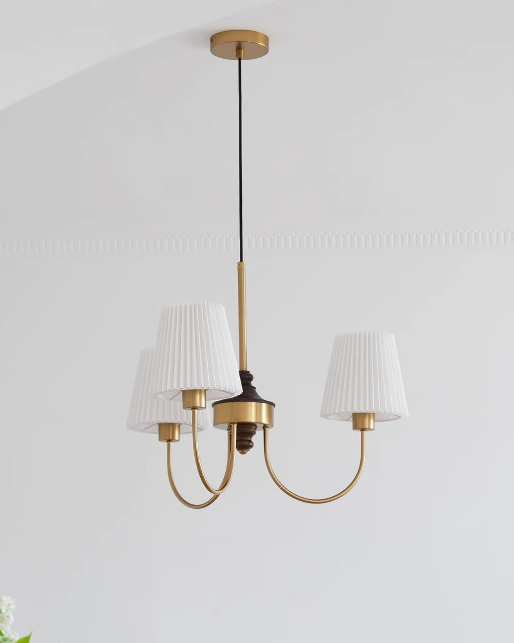 Jeremiah Lustre Abat-jours en Tissu Plissé Laiton Bois - Neutralighting