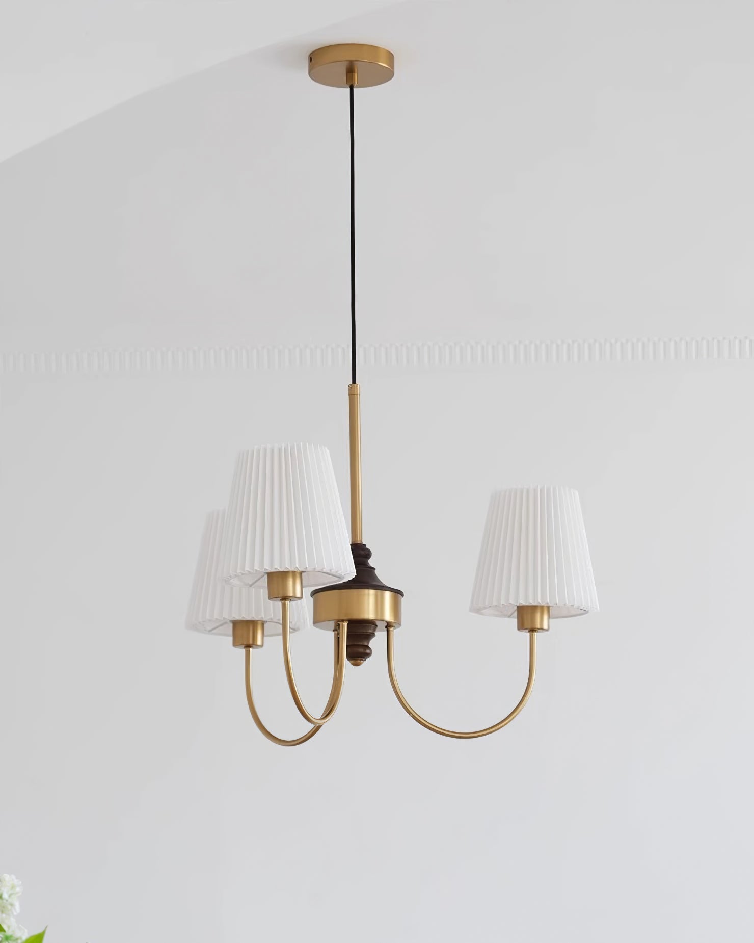 Jeremiah Lustre Abat-jours en Tissu Plissé Laiton Bois - Neutralighting