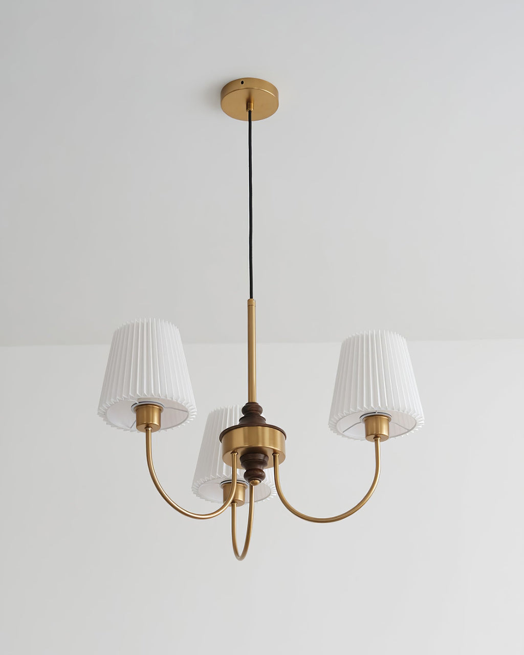 Jeremiah Lustre Abat-jours en Tissu Plissé Laiton Bois - Neutralighting