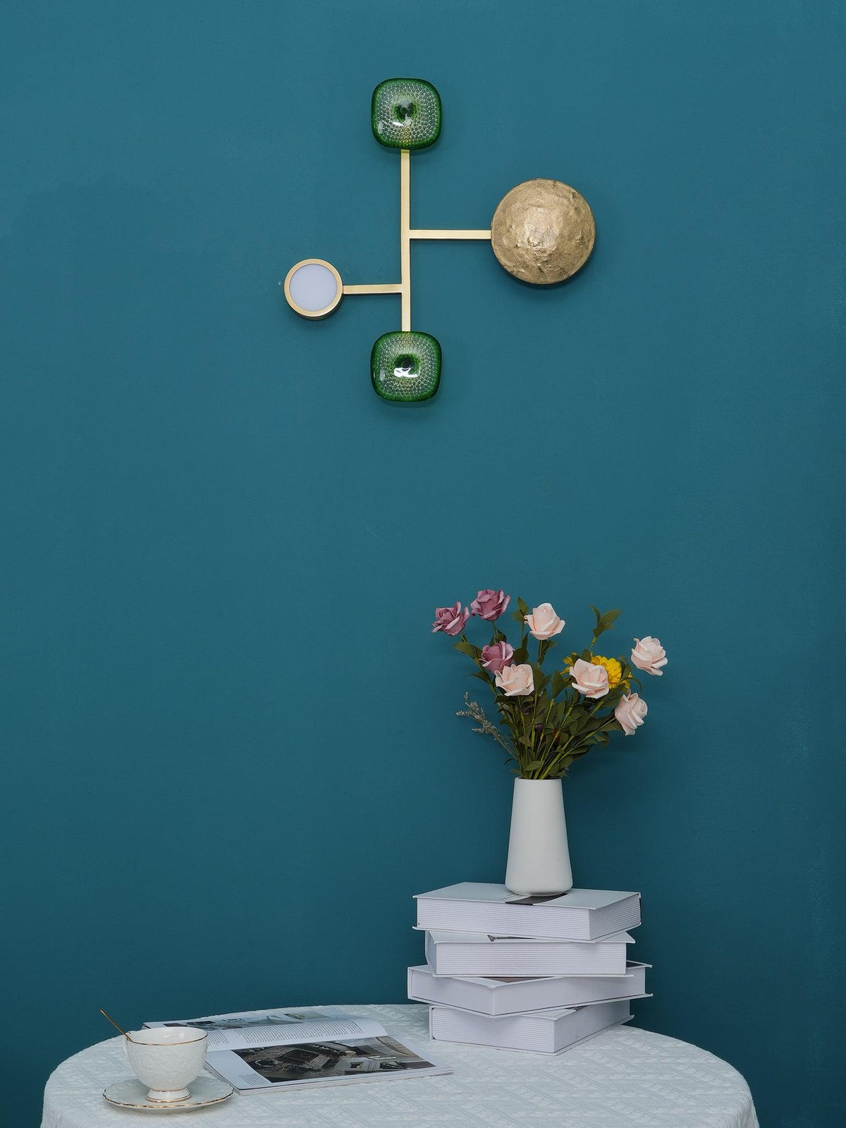 OrbitenApplique Murale en Laiton et Verre Moderne - Neutralighting