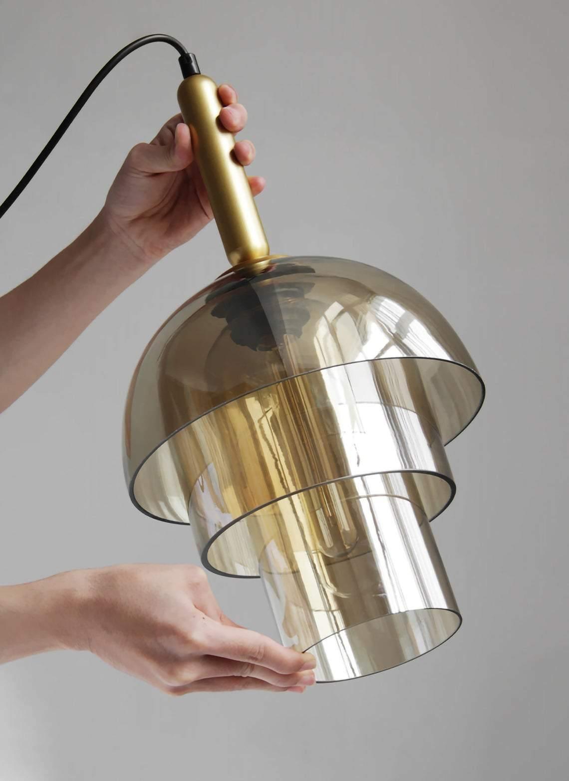 Solara Suspension en Verre Cognac Dôme Laiton Mid-Century - Neutralighting
