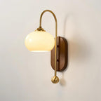 Vireoce Applique murale et globe en verre lisse avec plaque arrière en bois - Neutralighting