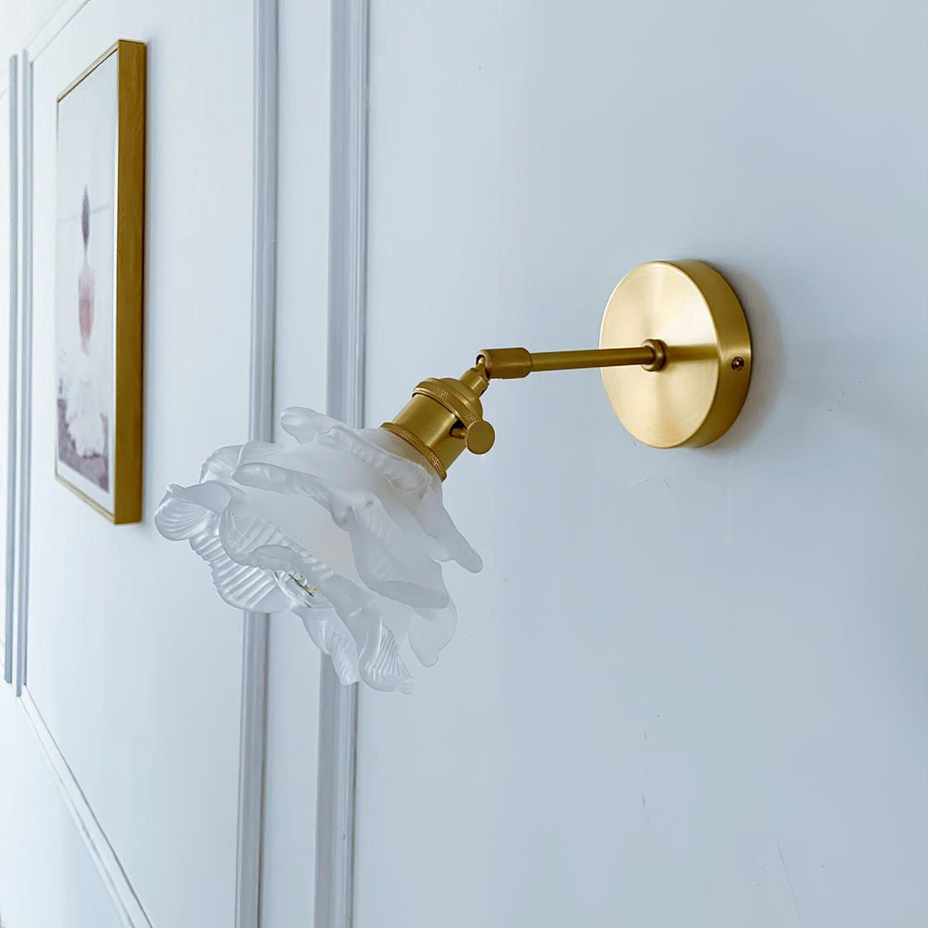 Petal Applique Murale Vintage en Laiton - Neutralighting