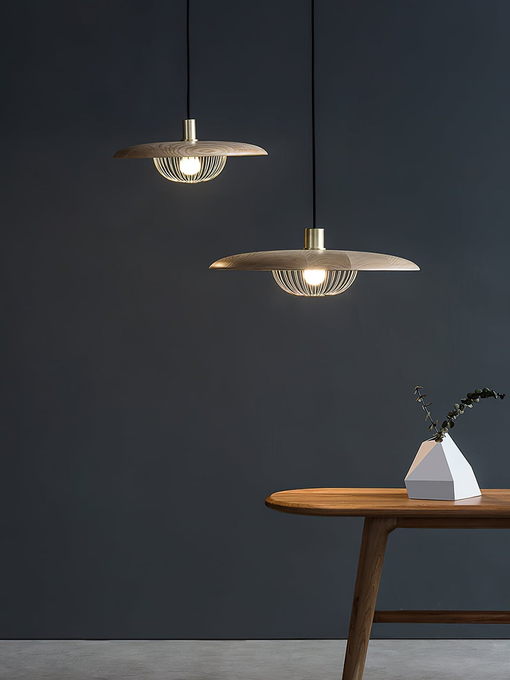 Elanora Wood Retro Vintage Pendant Lamp - Neutralighting