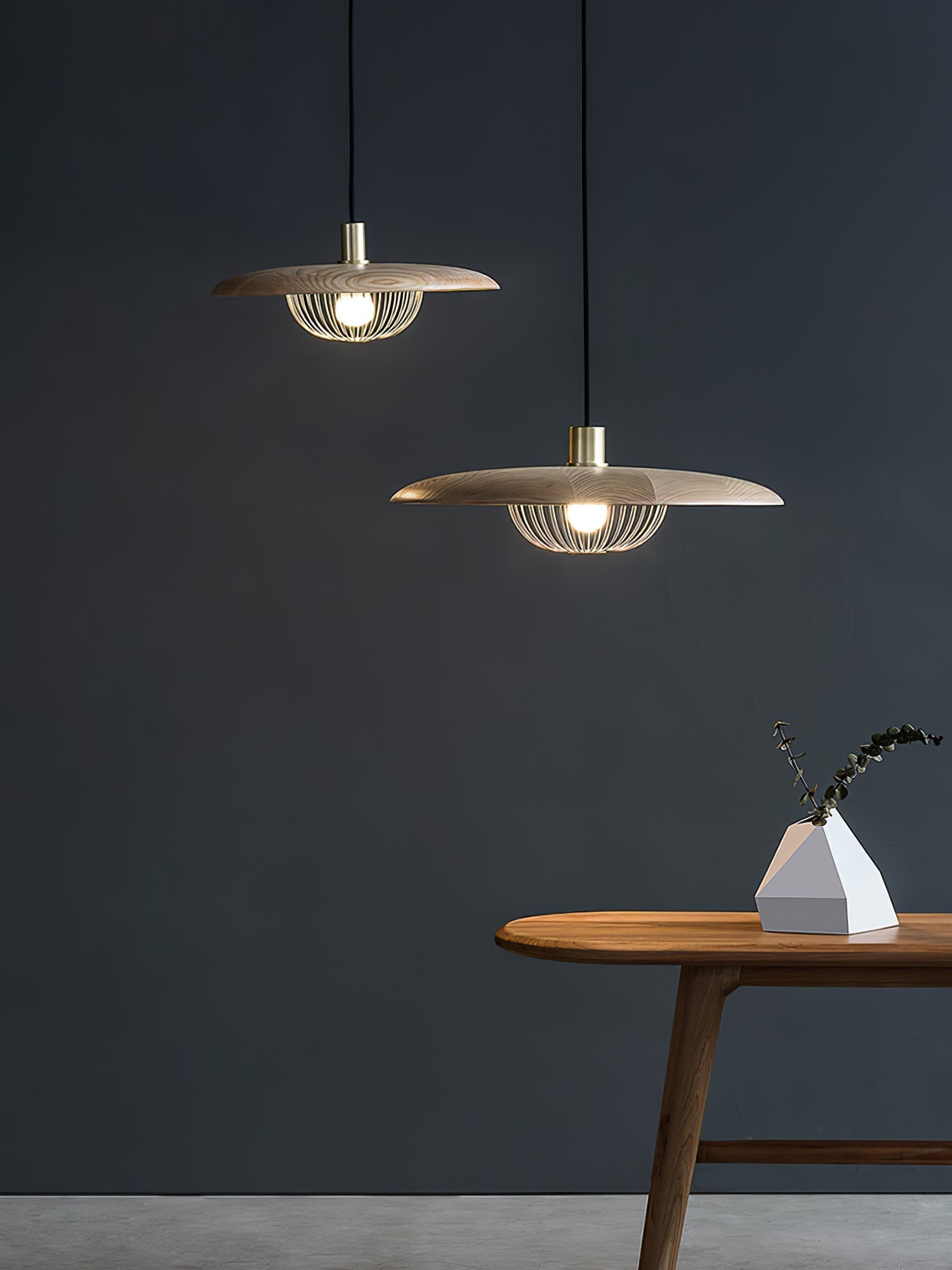 Elanora Wood Retro Vintage Pendant Lamp - Neutralighting
