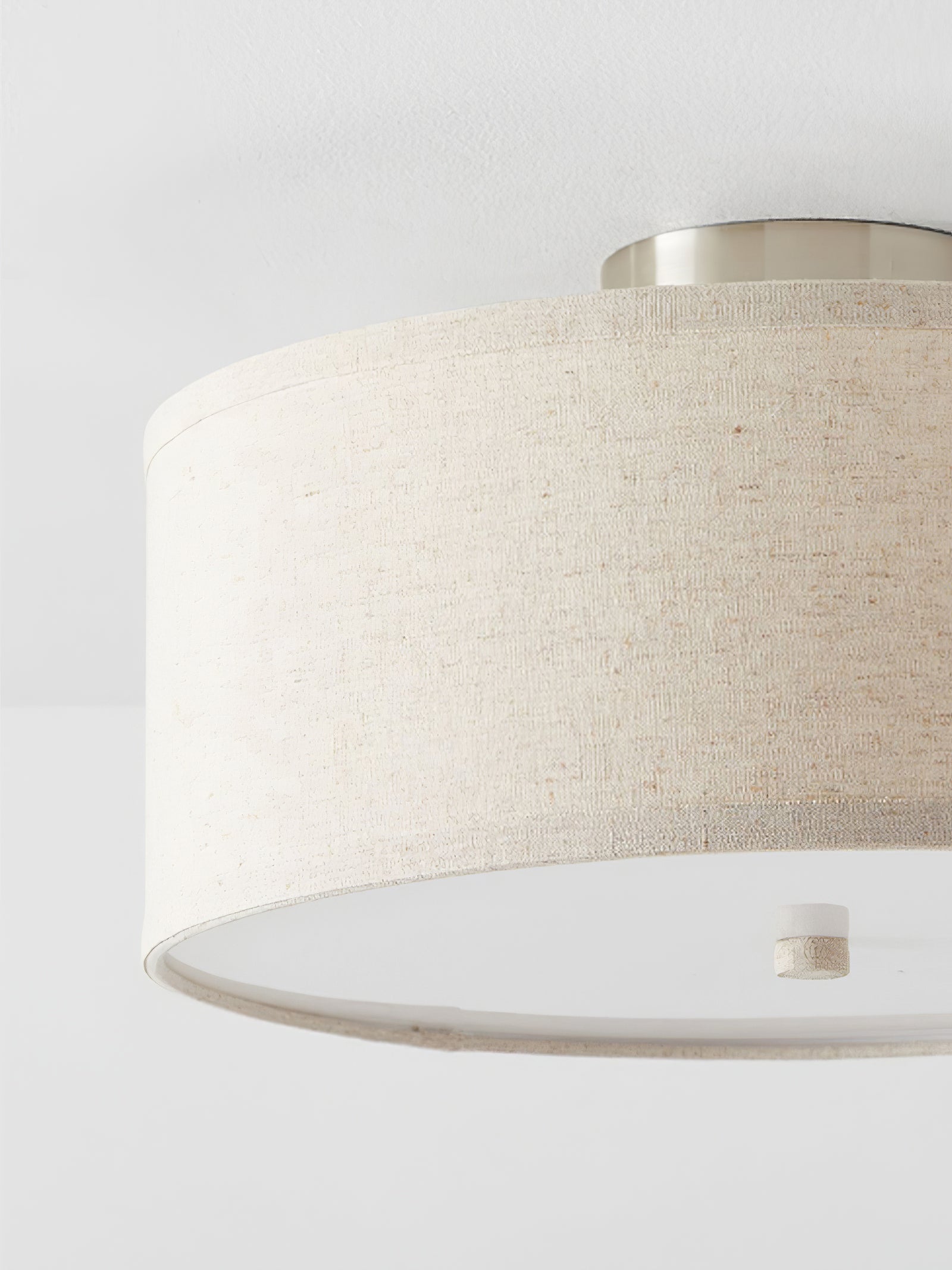 Lustra Plafonnier à Abat-jour en Lin Simple et Élégant - Neutralighting
