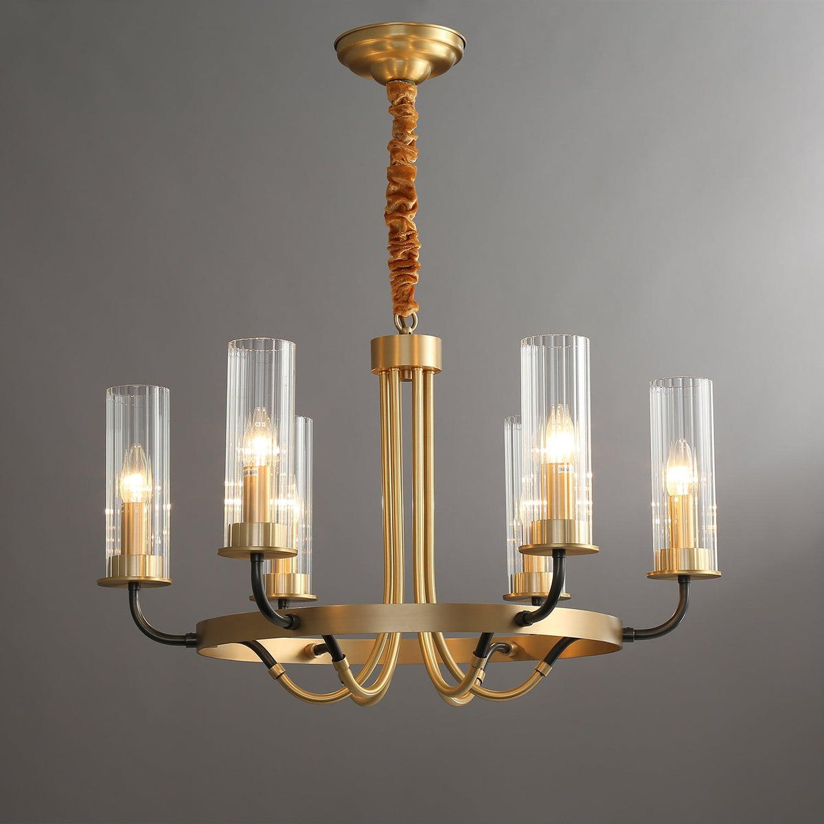 Chandelier Cadre Rond Noir Bras en Laiton avec Verre Cannelé - Neutralighting