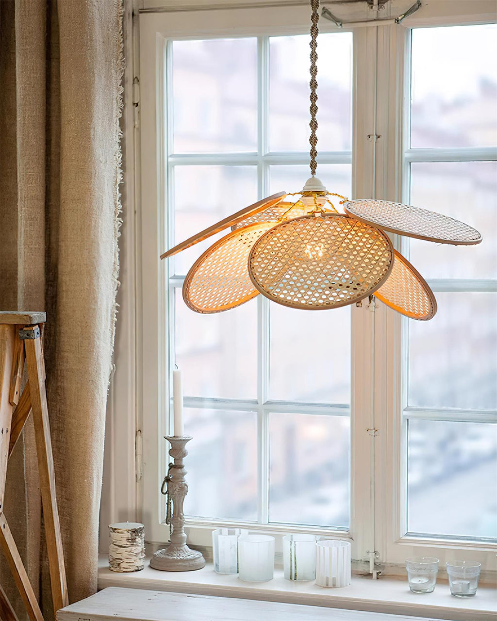 Kloe Suspension Pétale Rotin Organique Bohème - Neutralighting