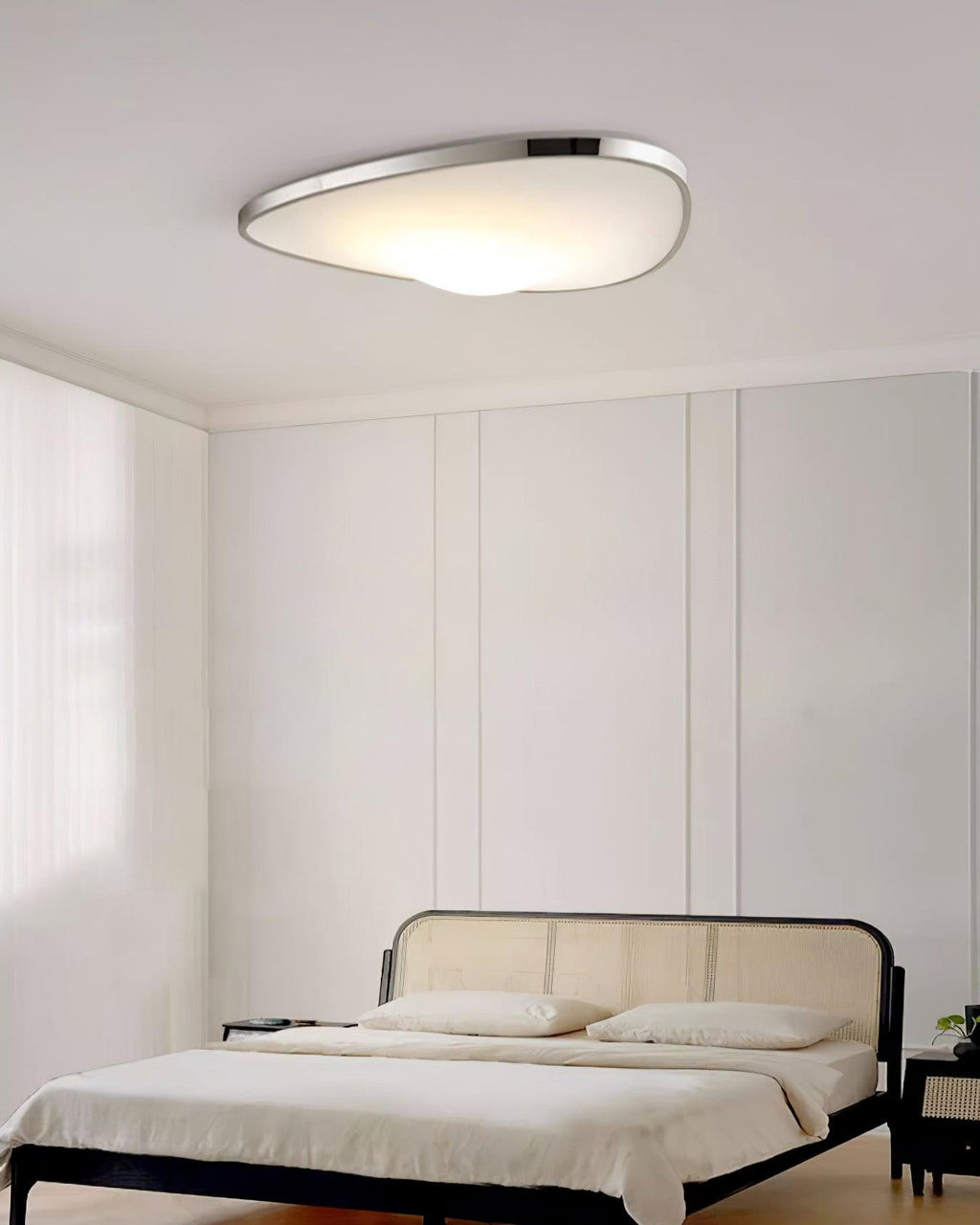 Kuzco Lustre Plafonnier LED Moderne Courbé - Neutralighting