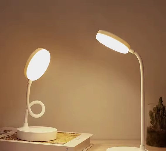 Lampe de lecture stylée Mélina Ouverture - La Lumière au Service de la Lecture