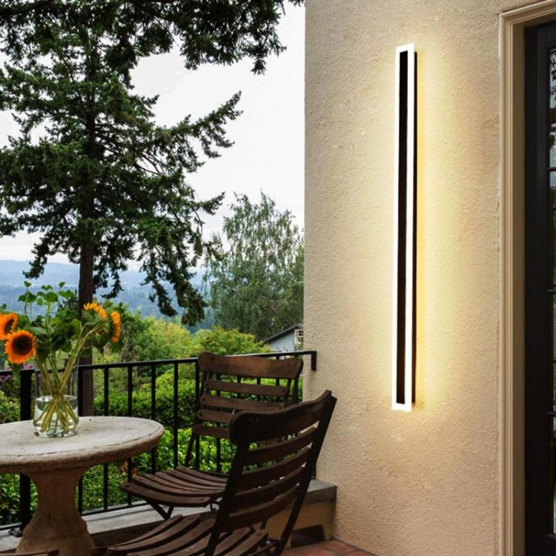 Fiala Moderne LED Applique Murale Extérieure Noir - Neutralighting