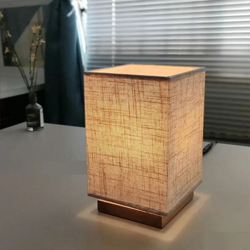 Lampe à poser — De Table Élégante