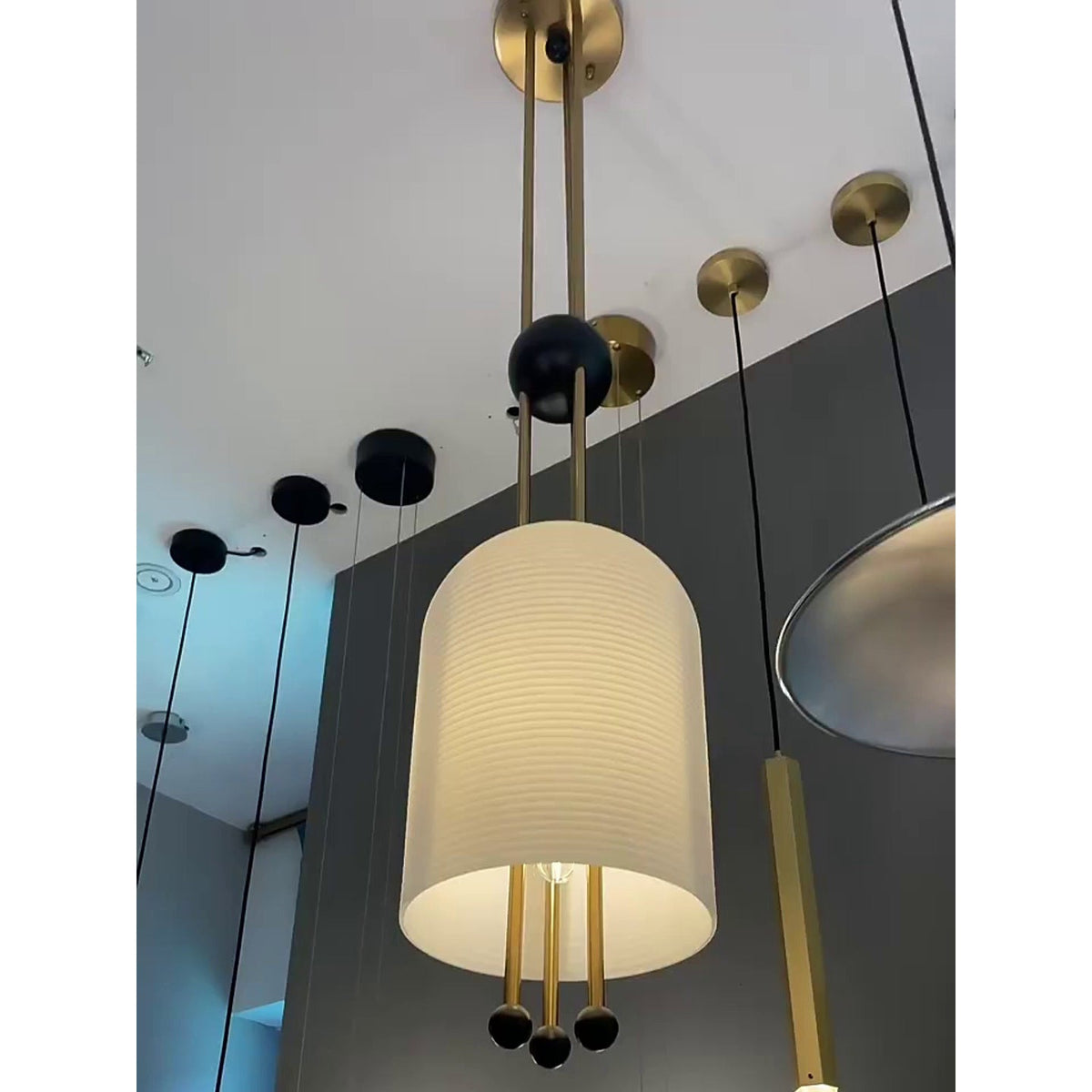 Ucaryra Lampe Pendentive Lantern en Métal et Verre Premium Élégance - Neutralighting