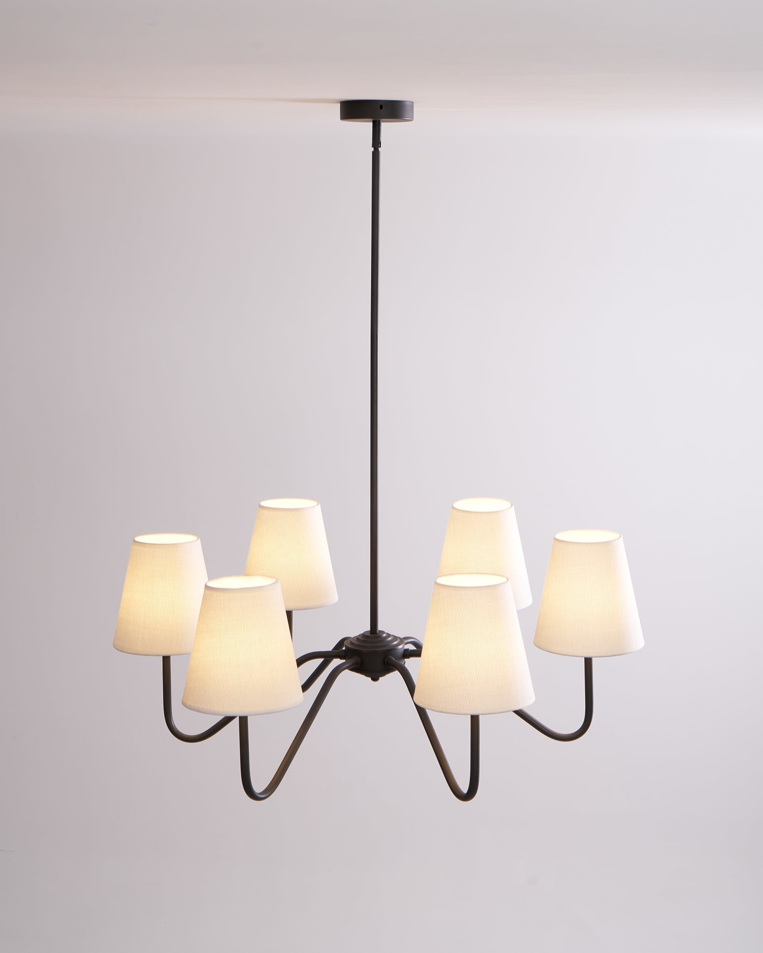 Lassen Lustre Bras Courbés Noirs Moderne - Neutralighting