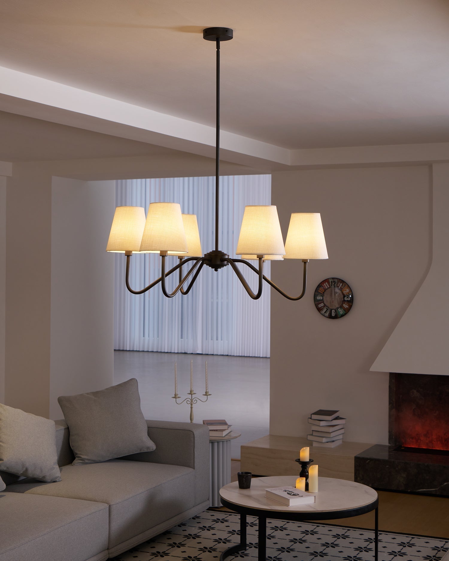 Lassen Lustre Bras Courbés Noirs Moderne - Neutralighting
