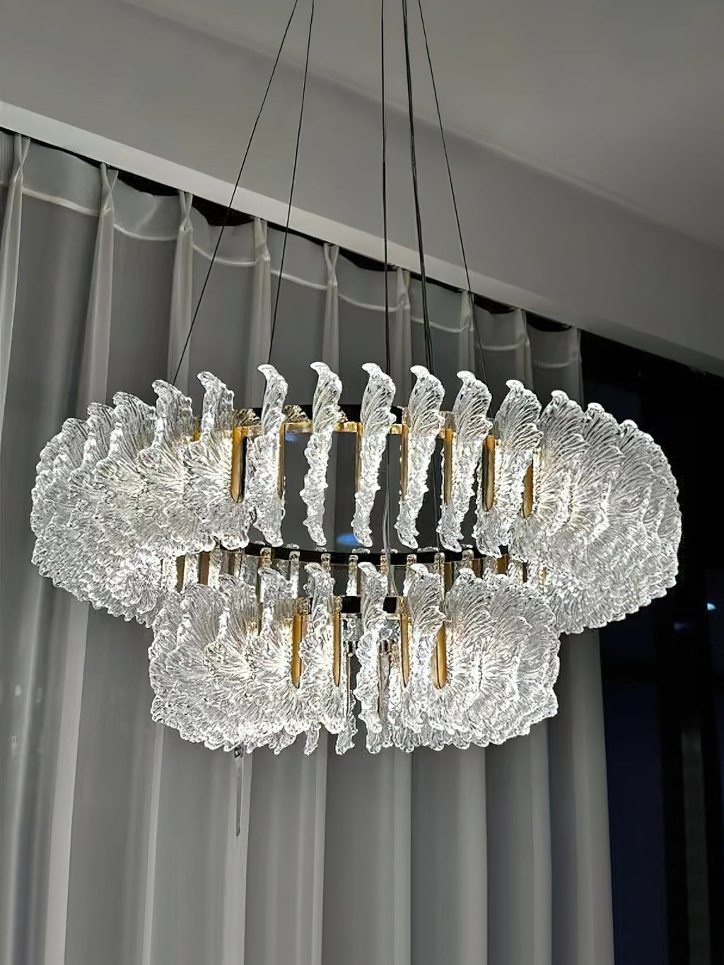 Chandelier en Verre et Acrylique de Luxe Ulcarir Feuille - Neutralighting