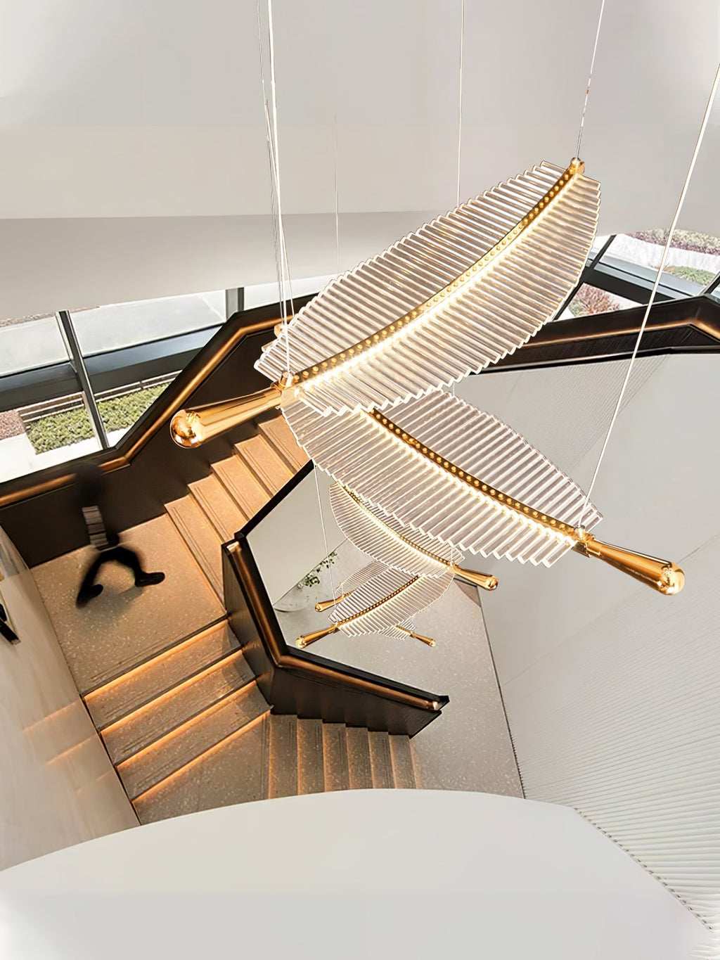 Lustra Chandelier Leaf Acrylic Gold Elegant Modern - Neutralighting