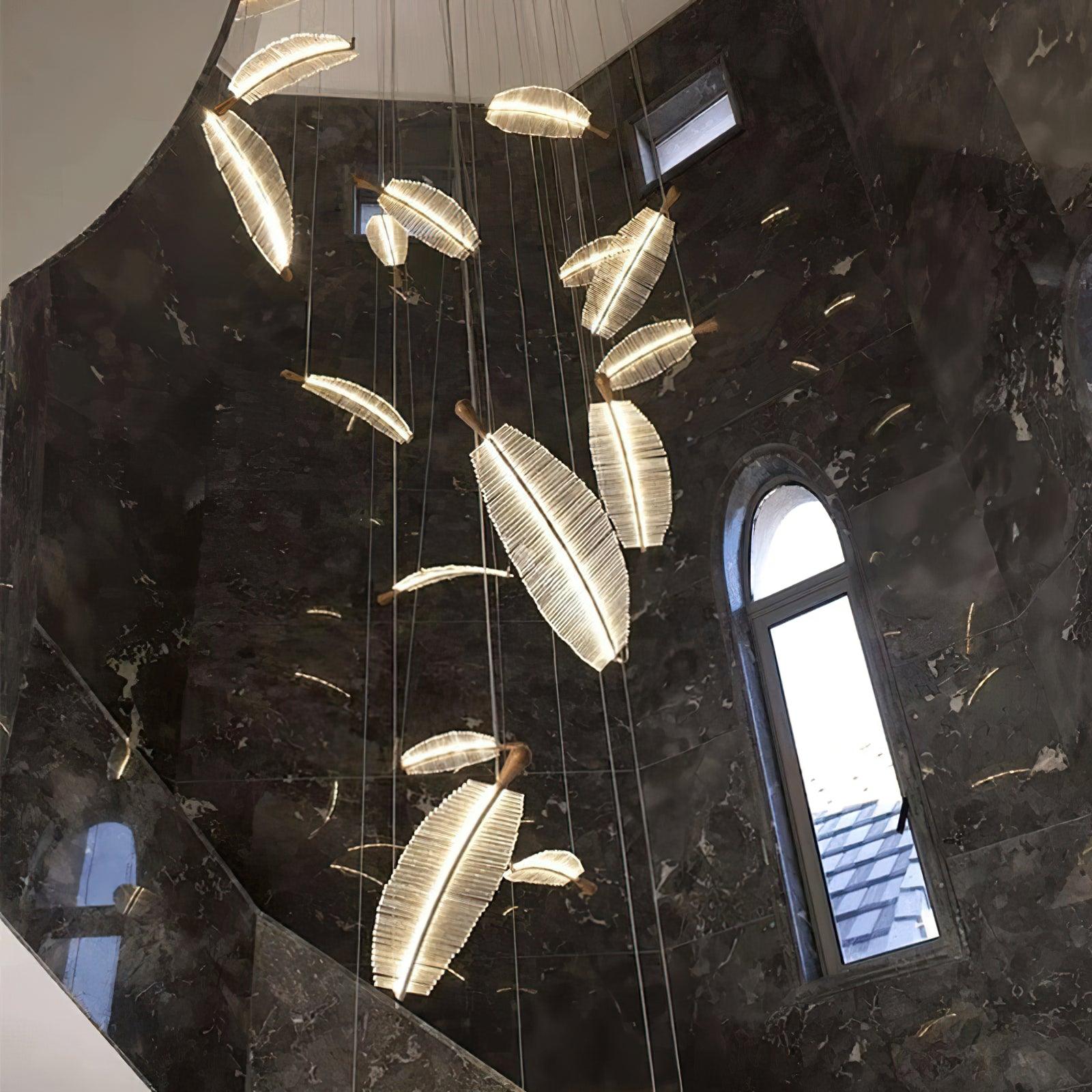 Lustra Chandelier Leaf Acrylic Gold Elegant Modern - Neutralighting