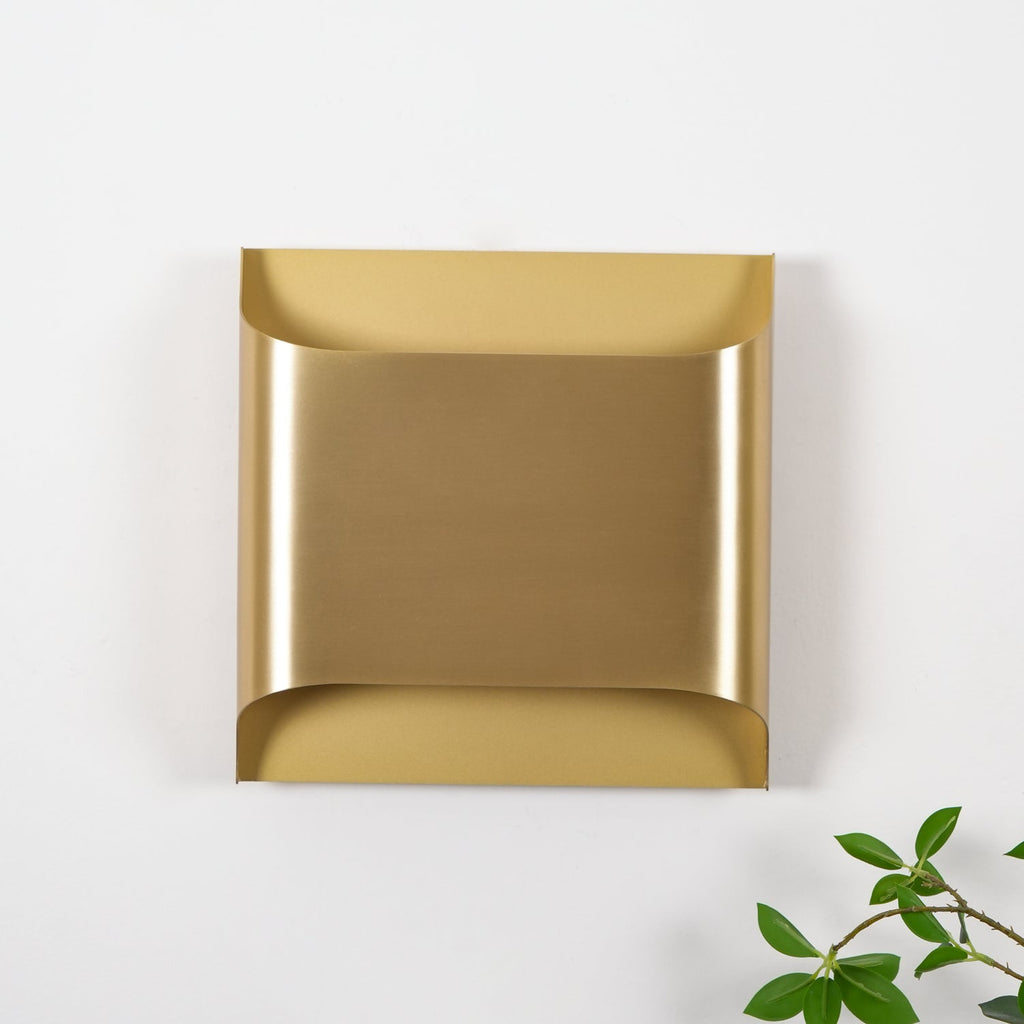 Hardy Applique Murale d'Art Nordic en Laiton - Neutralighting