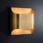 Hardy Applique Murale d'Art Nordic en Laiton - Neutralighting