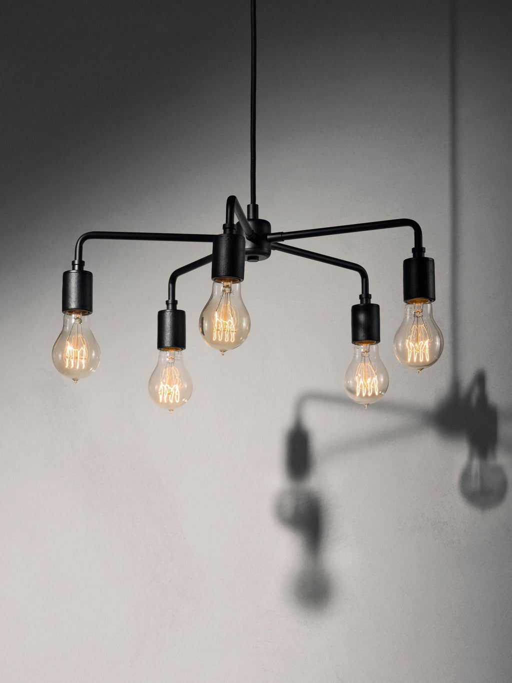 Chandelier Métal Industriel Traditionnel Vecarisra - Neutralighting
