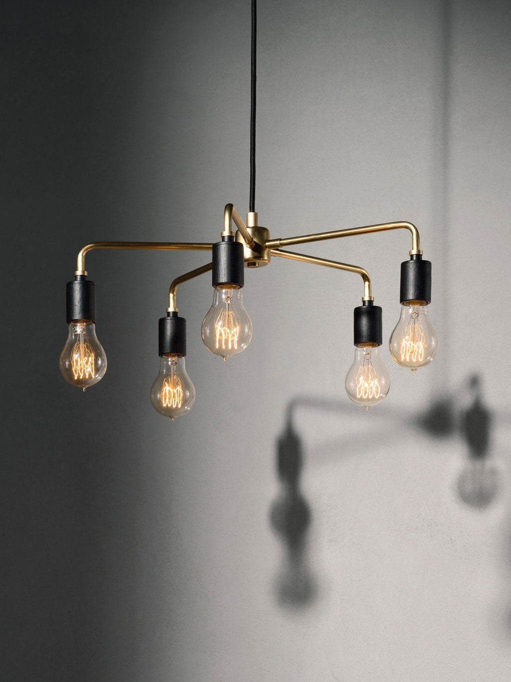 Chandelier Métal Industriel Traditionnel Vecarisra - Neutralighting