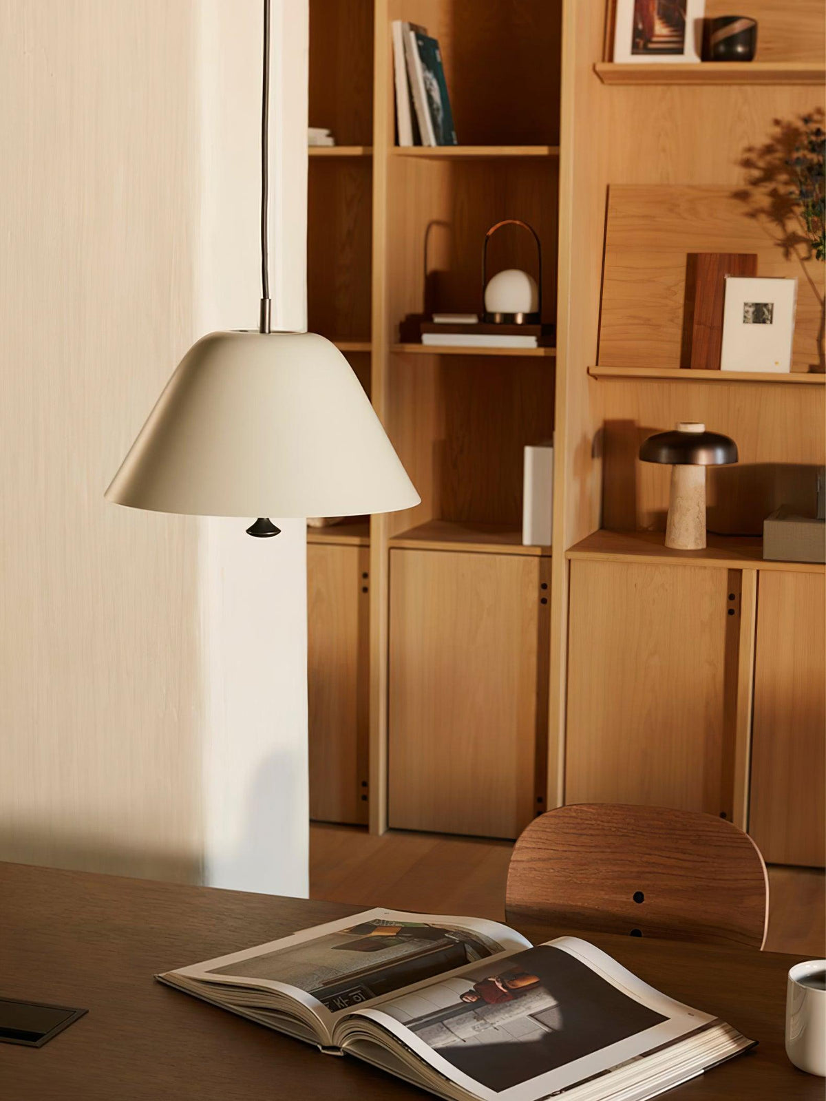 Solara Suspension en Verre Cloche Laiton Minimaliste - Neutralighting