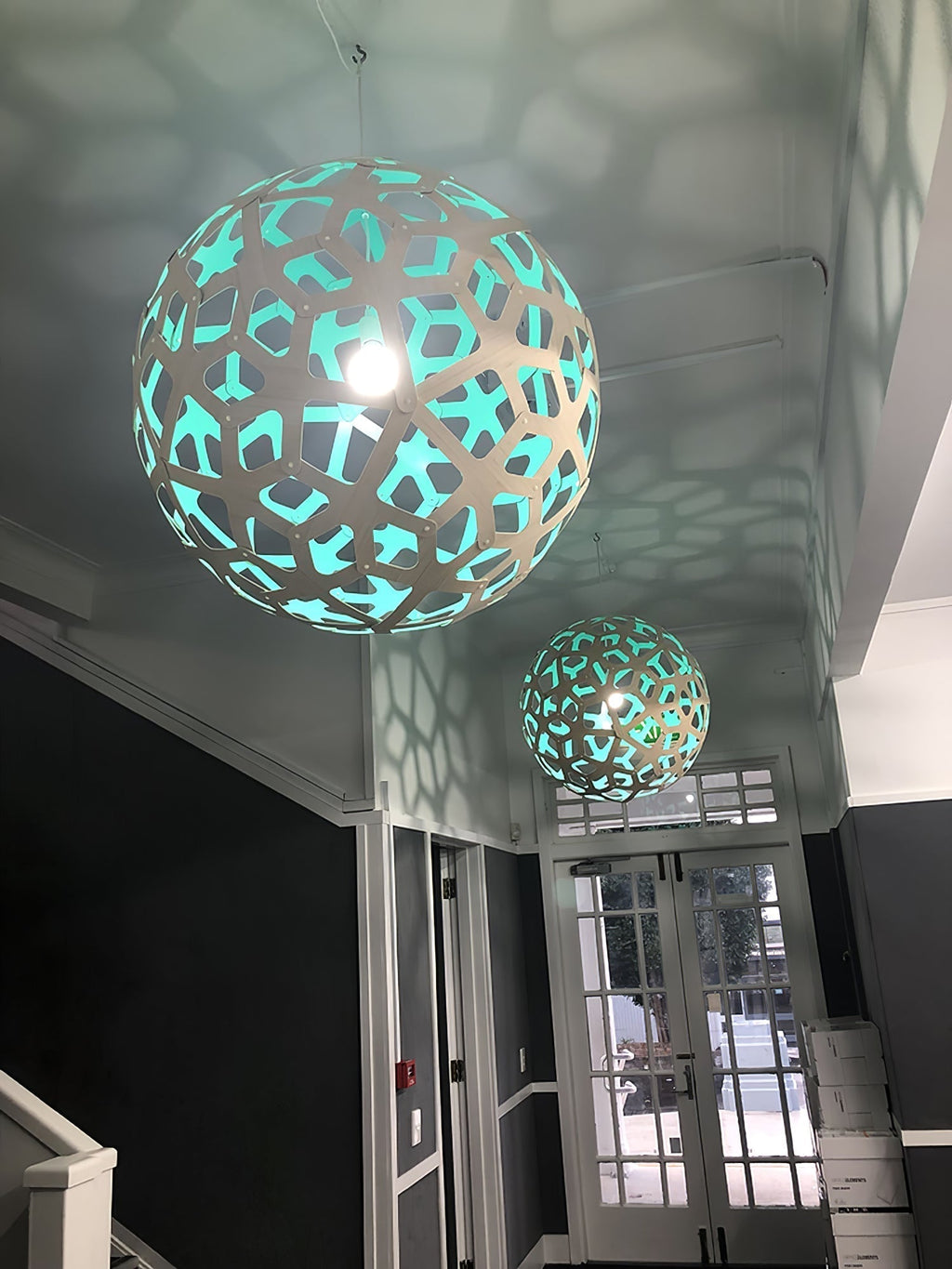 Lustra Suspension Géométrique en Bois Tressé - Neutralighting