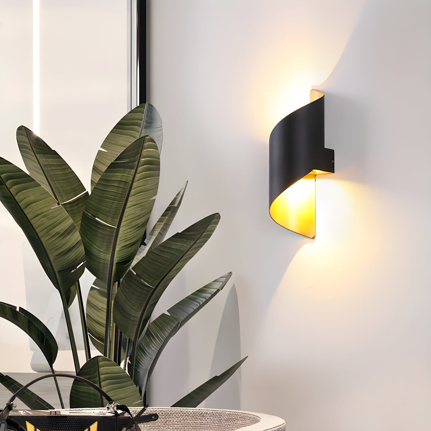 Warrior Modern Minimalist Wall Lamp - Neutralighting