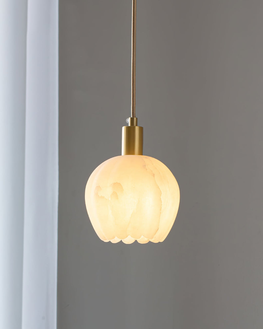 Lampe Pendentive en Laiton et Albâtre Moderne Minimaliste Olraeos - Neutralighting