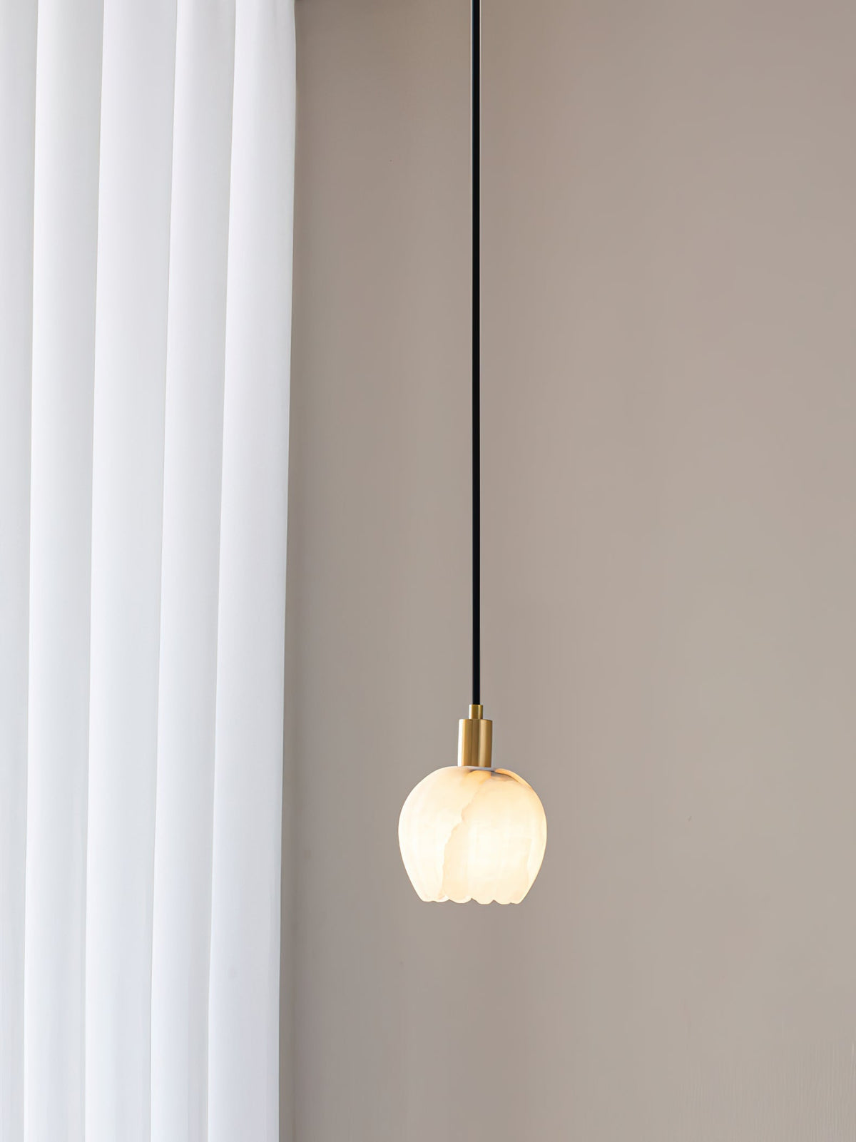 Lampe Pendentive en Laiton et Albâtre Moderne Minimaliste Olraeos - Neutralighting