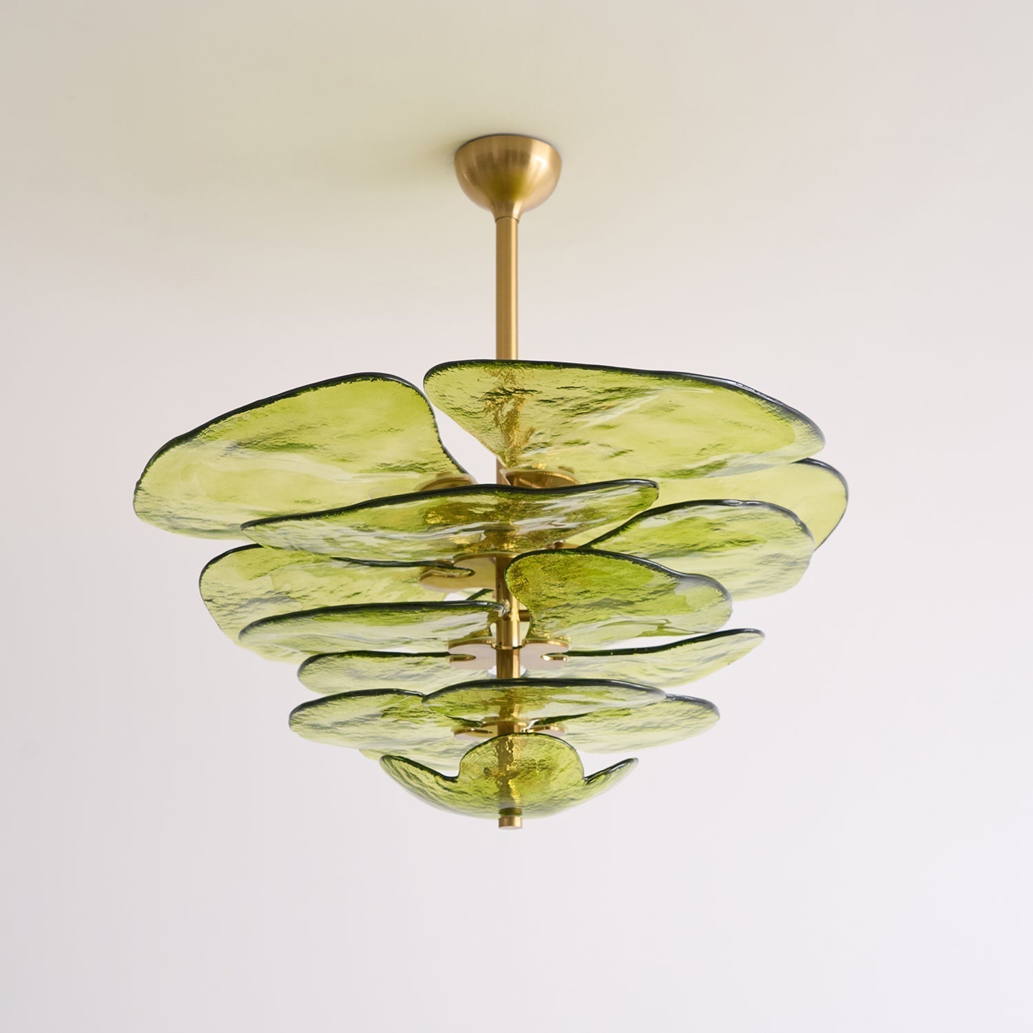 Evvinora Lustre en Métal et Verre à Couches de Feuilles Créativité Individuelle - Neutralighting