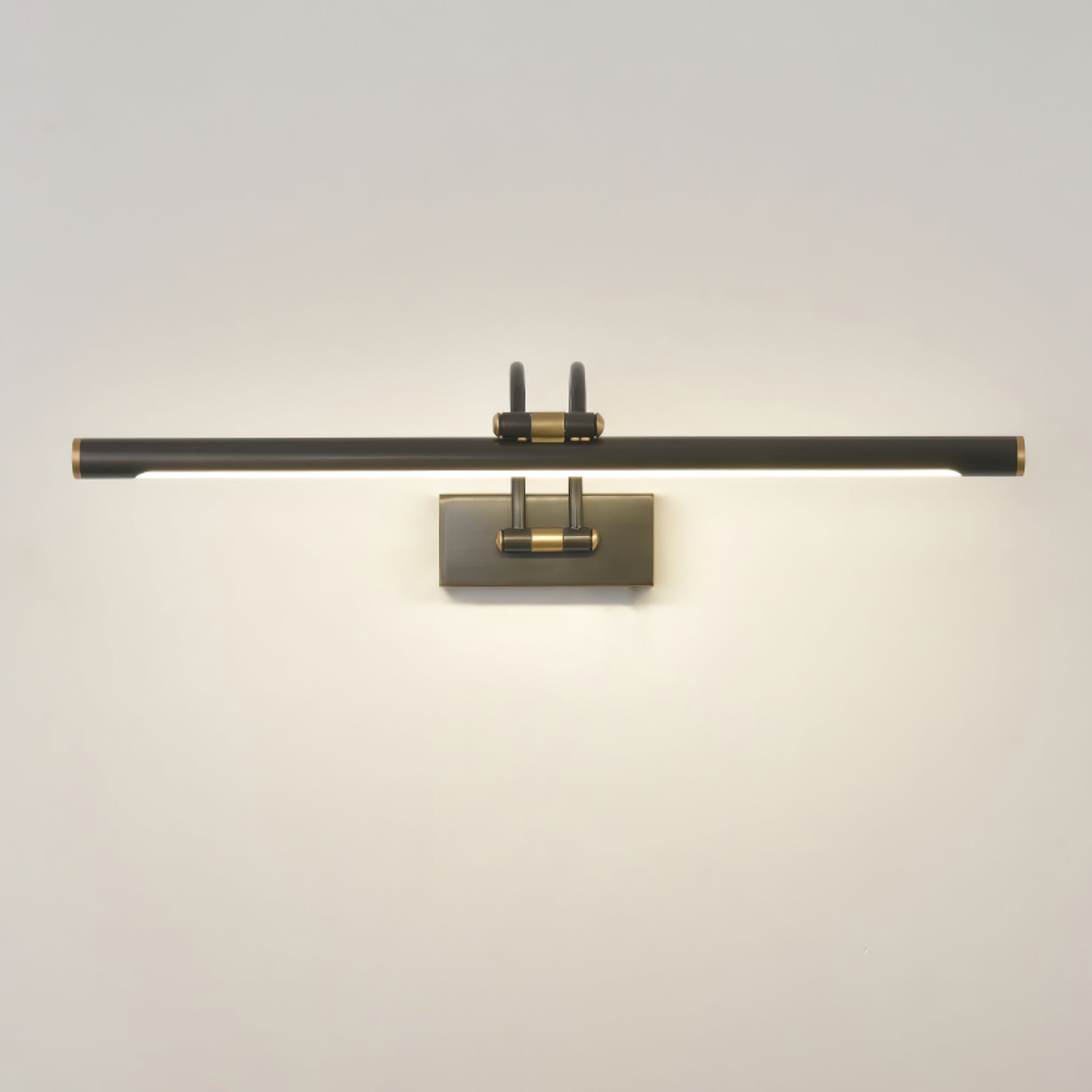 Fergus Applique Murale Linéaire Coiffeuse Laiton - Neutralighting