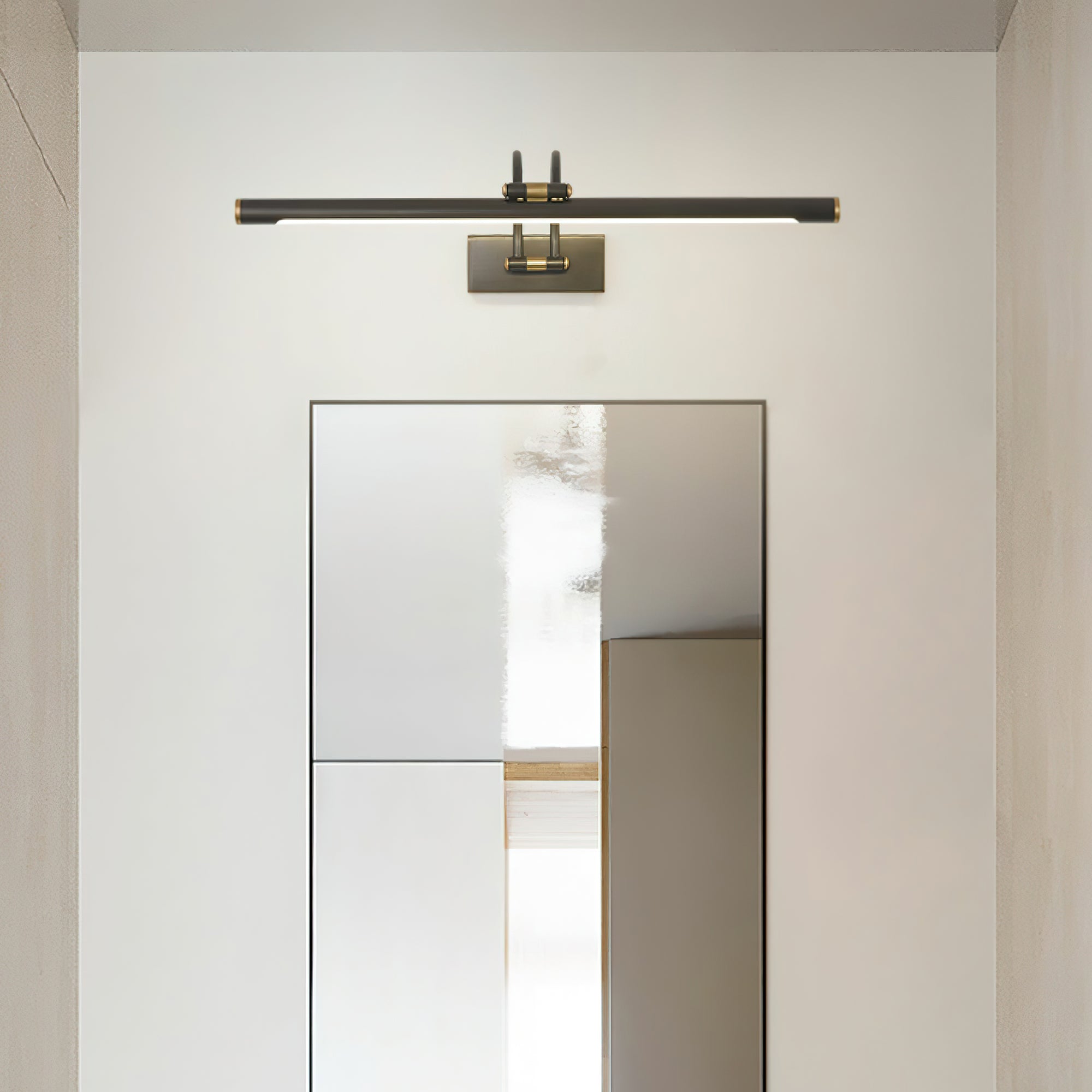 Fergus Applique Murale Linéaire Coiffeuse Laiton - Neutralighting