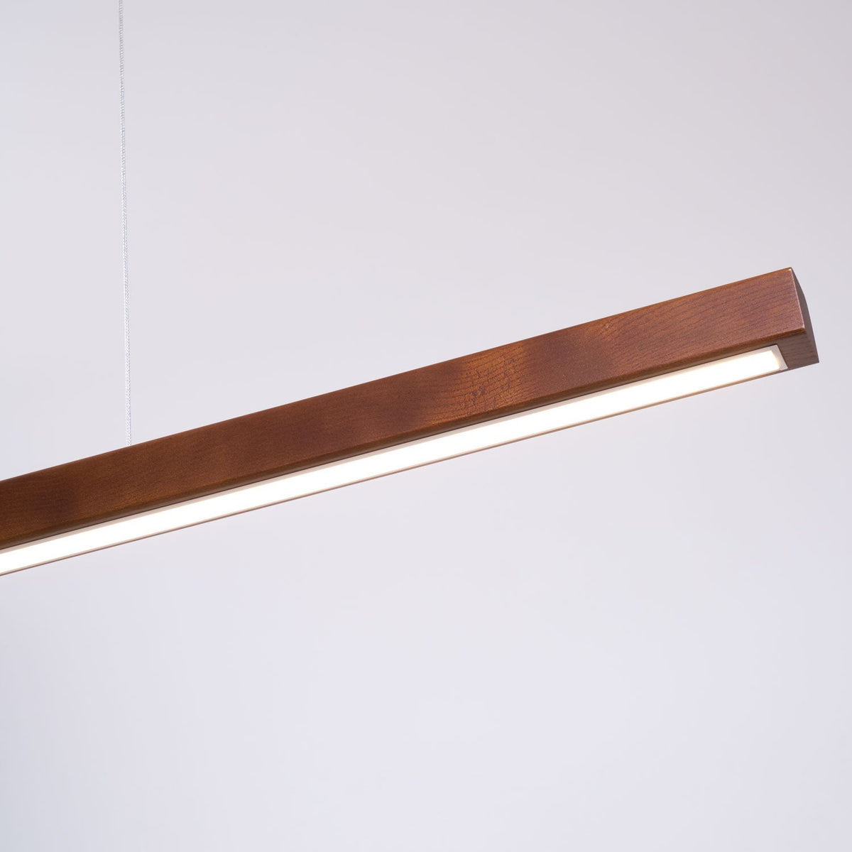 Elowen Suspension linéaire minimaliste en bois - Neutralighting