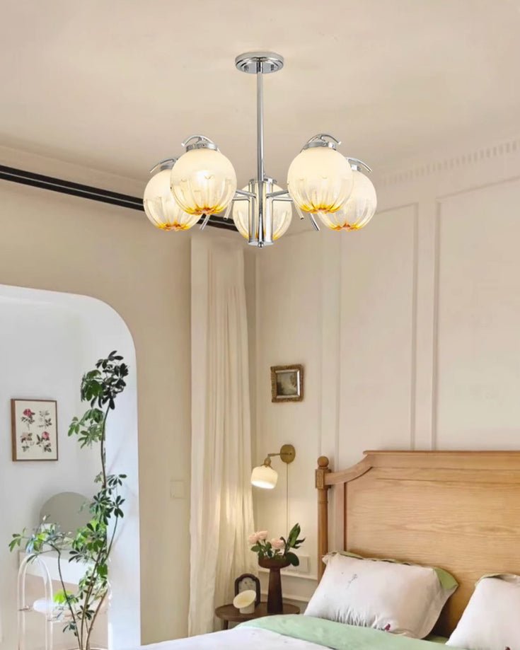 Chandelier Bras Courbés en Chrome avec Abat-jours en Globe Givré - Neutralighting
