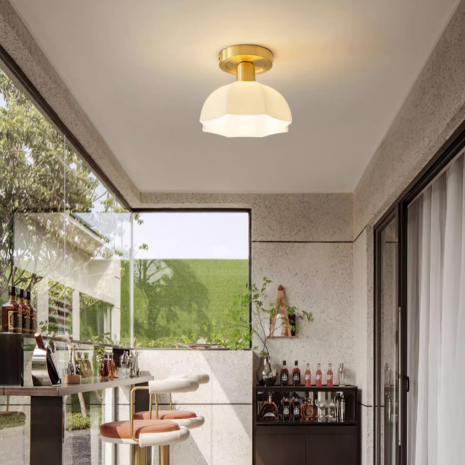 Avelin Plafonnier encastré avec base en laiton et verre opale - Neutralighting