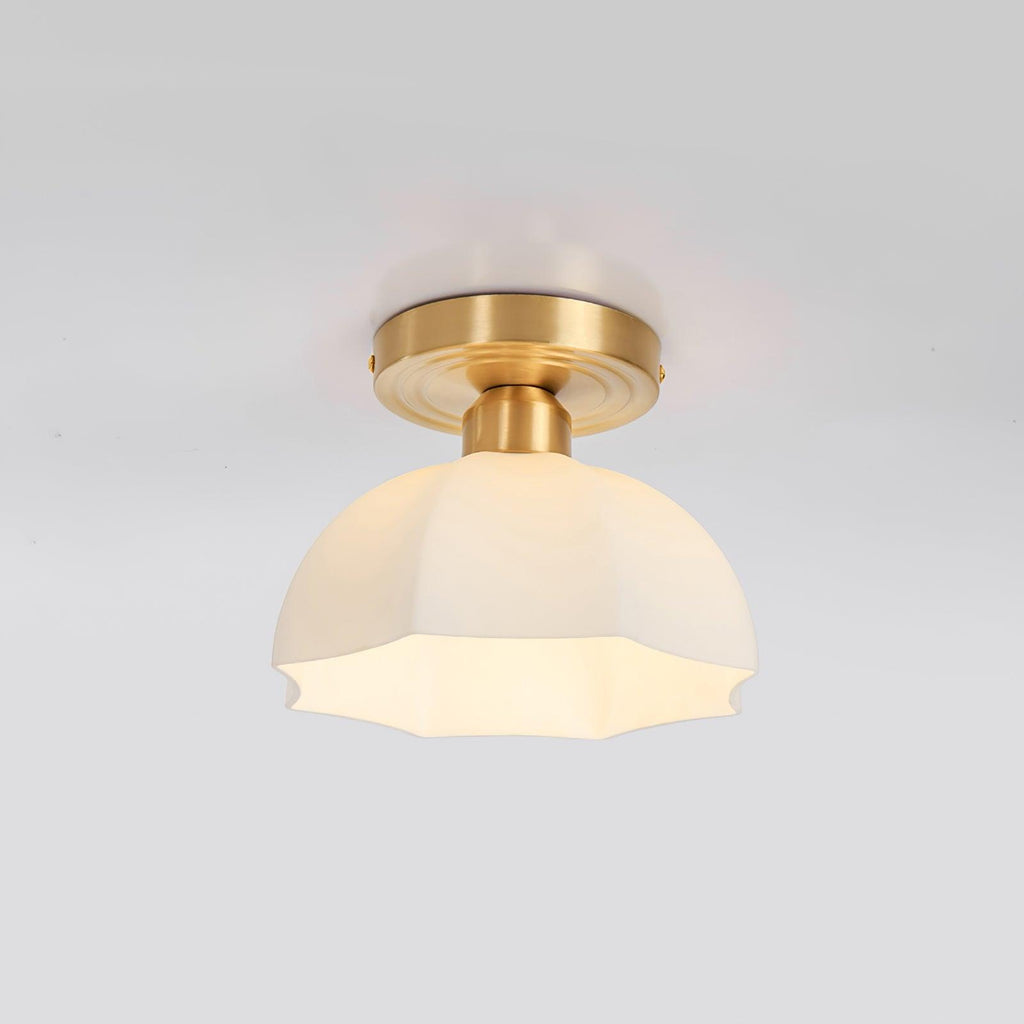 Avelin Plafonnier encastré avec base en laiton et verre opale - Neutralighting