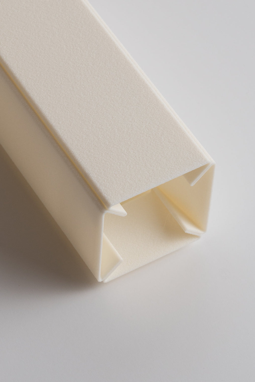 Ivsileth Applique Murale Moderne Minimaliste en Métal et Plastique - Neutralighting